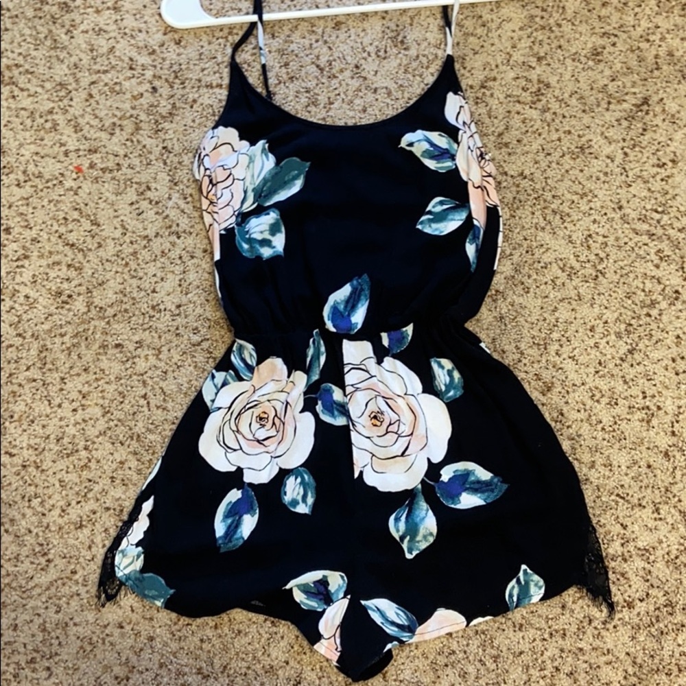KENDALL & KYLIE PACSUN ROMPER